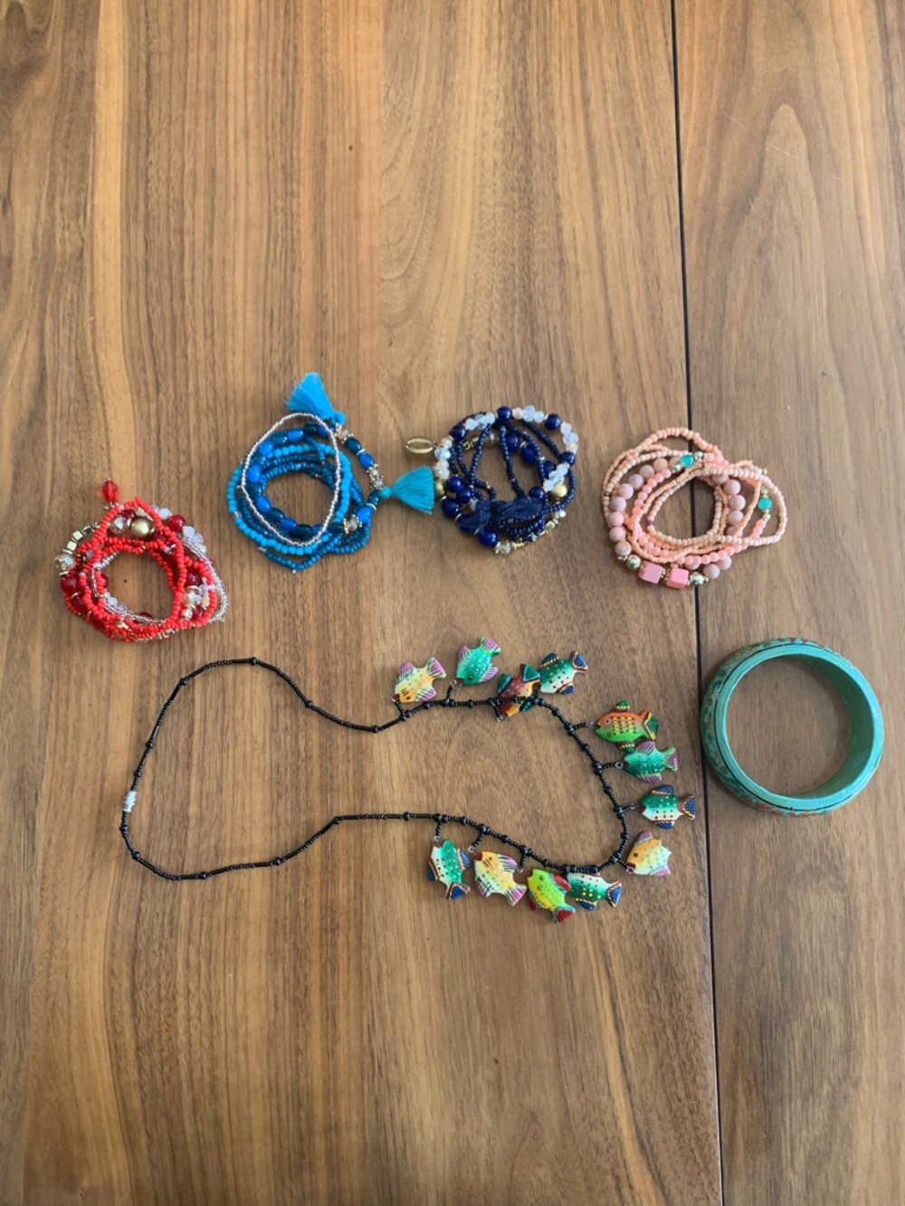 Clearout, summer fashion jewellery bundle, fun fish necklace, 5 bracelets
